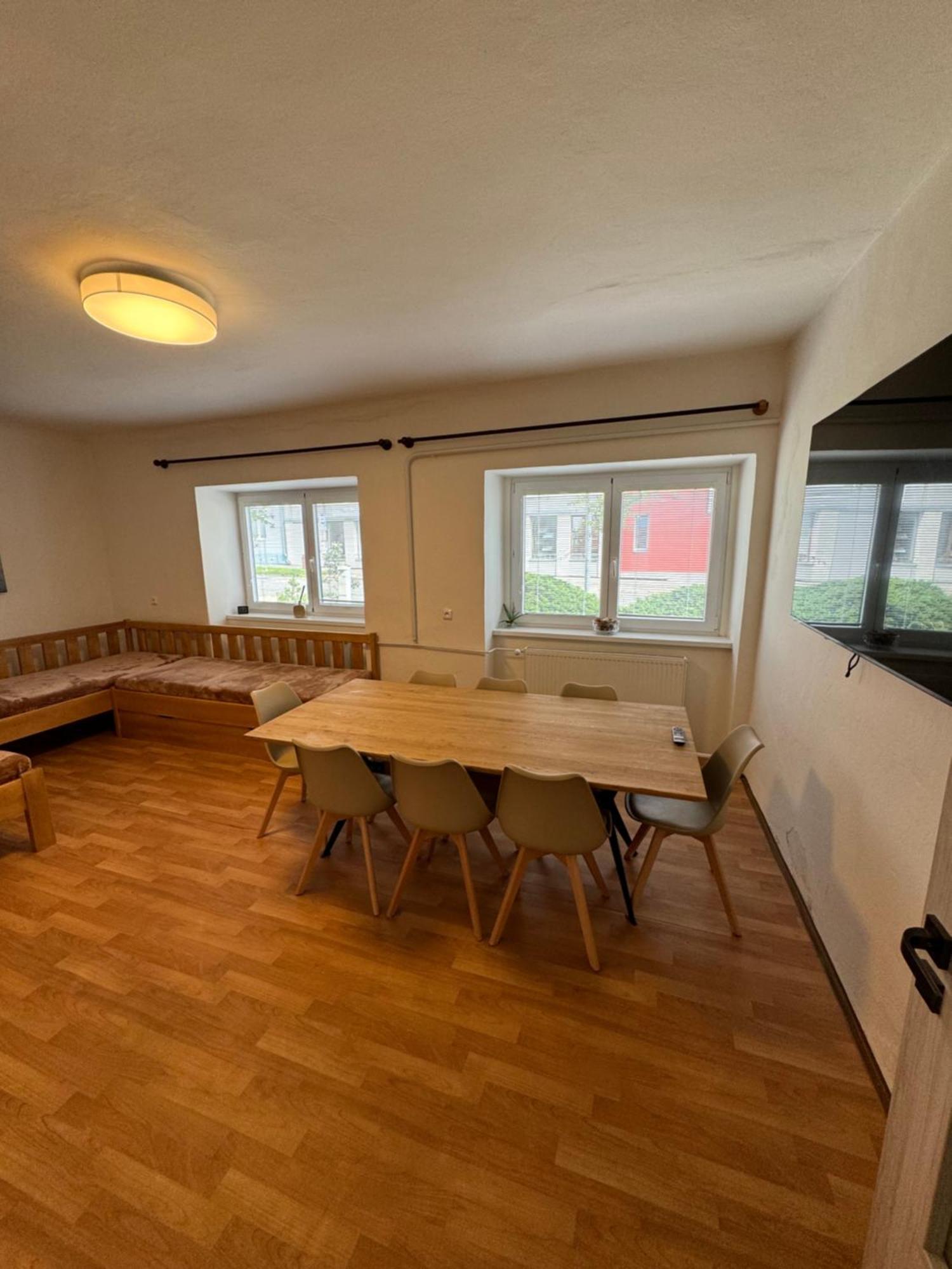 Mikulovska Chalupa Se Sklepem Exterior foto